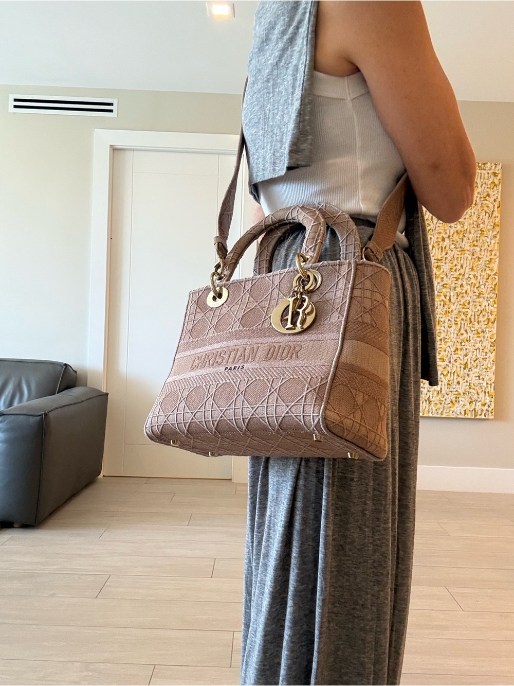 Dior Lady Dior Tote in Dusty Pink with Gold Hardware - Picture 13 of 15